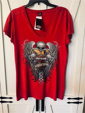Harley-Davidson Red V-Neck Skull & Wing Graphic Tee NWT LARGE